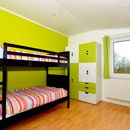 Nyaraló Spacious Holiday In Libin With Sauna